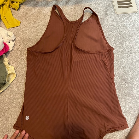 Lululemon top - Picture 2 of 2